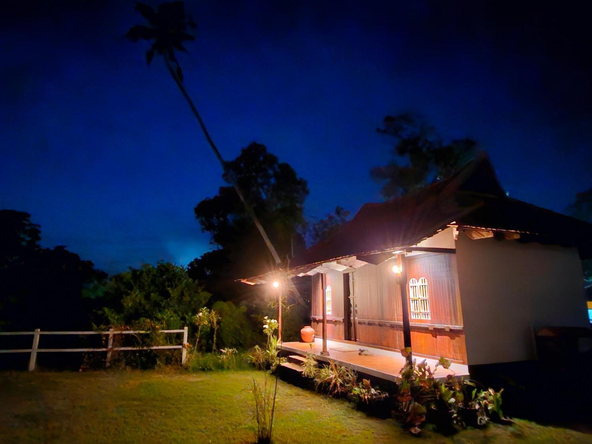 Gypsea Marari Bed and Breakfast Alappuzha Eksteriør billede