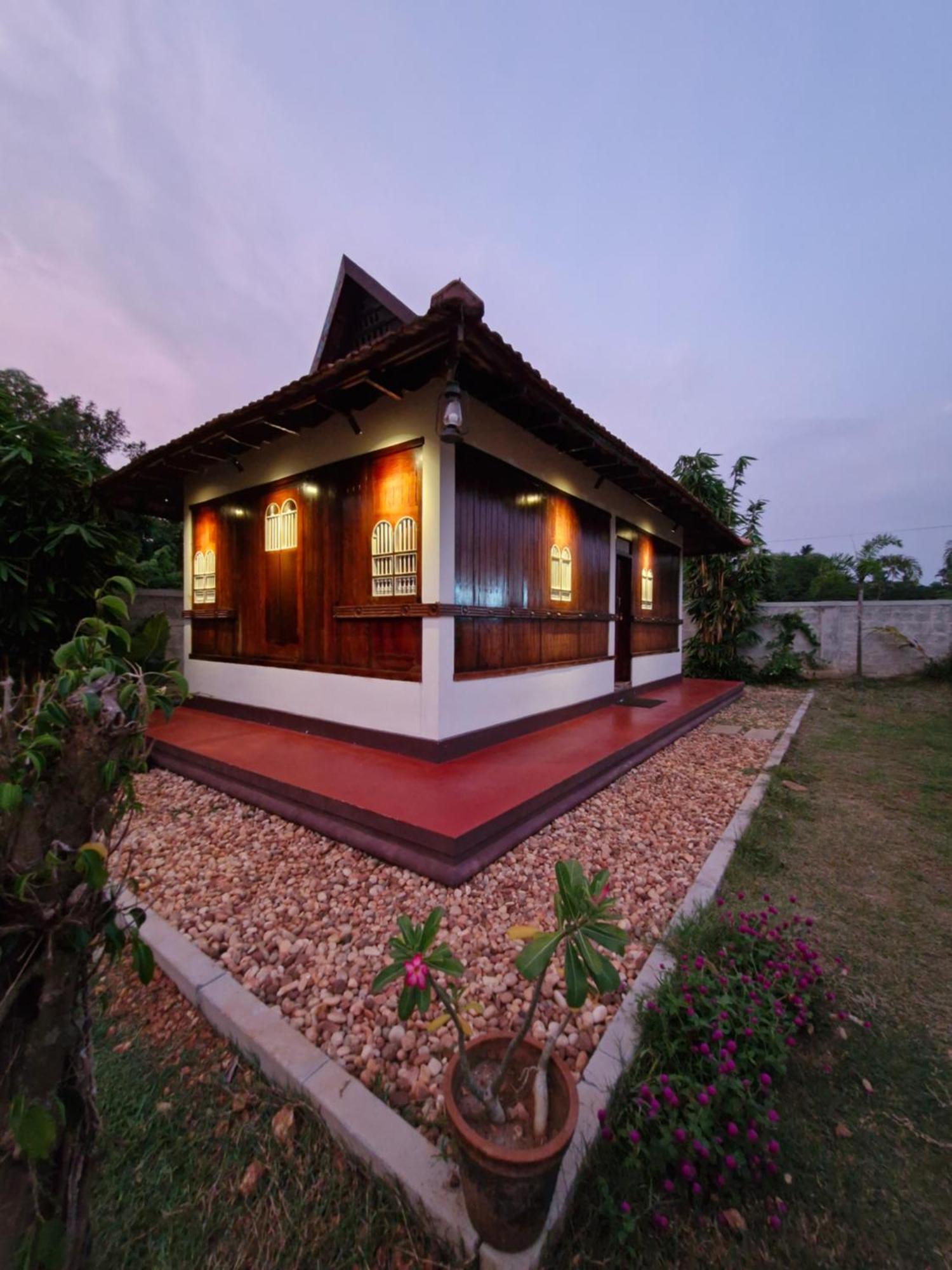 Gypsea Marari Bed and Breakfast Alappuzha Eksteriør billede